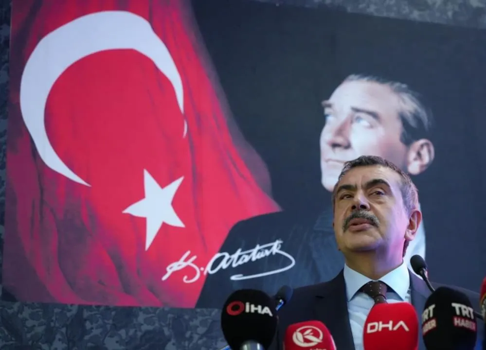 Bakan Tekin: “Merkezi sınırlamayla okul kayıtlarının kapatıldığı bir sistemi hayata geçireceğiz”