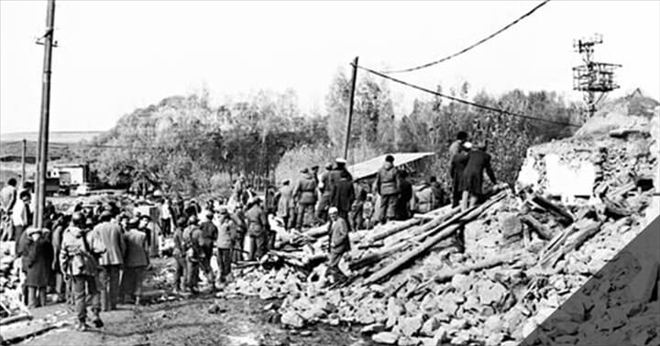 HORASAN-NARMAN DEPREMi BÜYÜK ACININ 42. YILDÖNÜMÜ